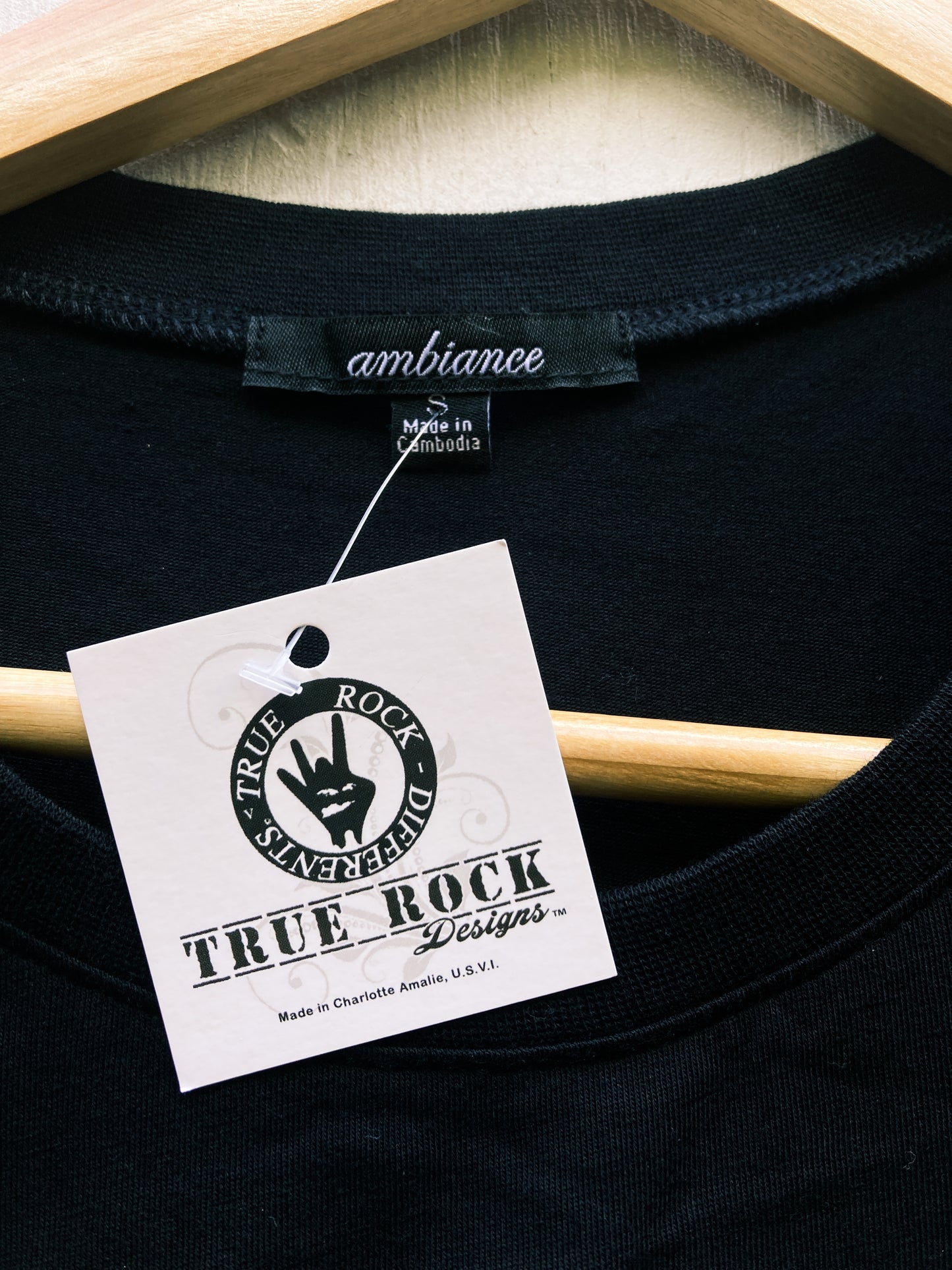 “Somos Piratas” Stamp T-Shirt (2022©️)